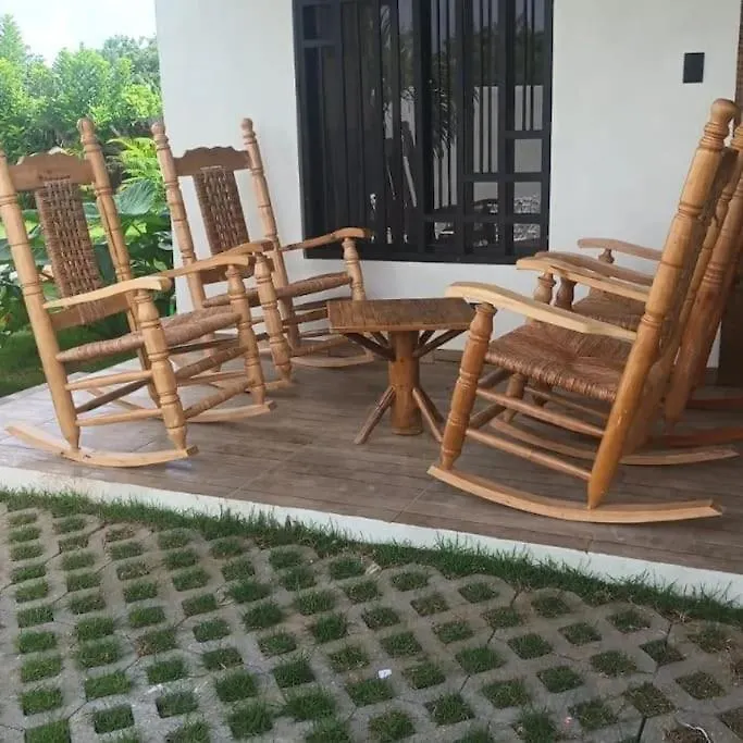 Villa Brisas Del Campo 哈拉瓦科阿